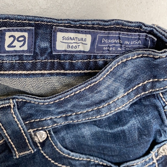 Miss Me Women’s size 29 Boot Cut Jeans - Picture 3 of 7